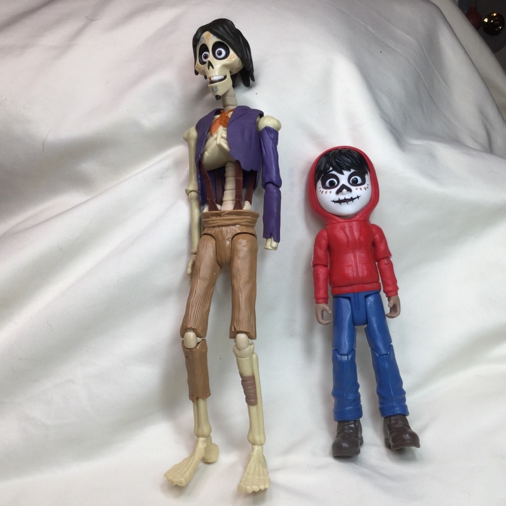 Disney Pixar Coco Hector & Miguel Figure Set